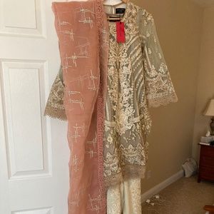 Sana Safinaz 3-Piece Outfit